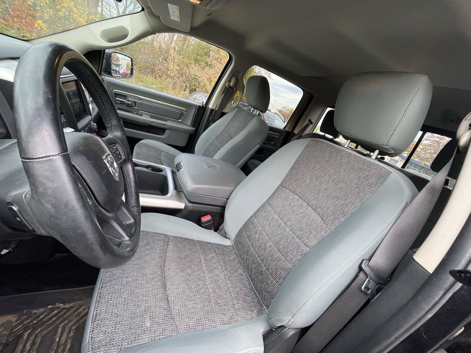 Used 2019 RAM 1500 Big Horn AWD/4WD image 14