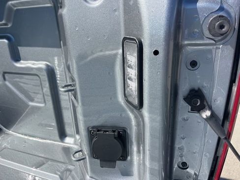 Used 2026 Chevrolet Silverado 2500 Custom w/ Custom Value Package image 10