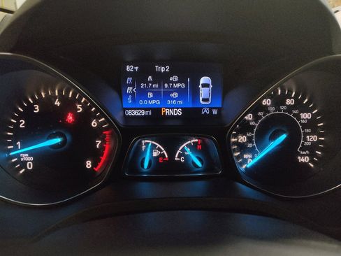 Used 2017 Ford Escape SE w/ SE Leather Comfort Package FWD image 23