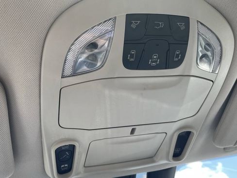 Used 2020 Chrysler Pacifica Limited FWD image 17