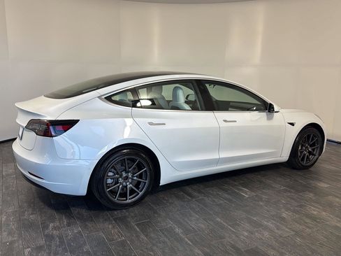 Used 2018 Tesla Model 3 Long Range image 6