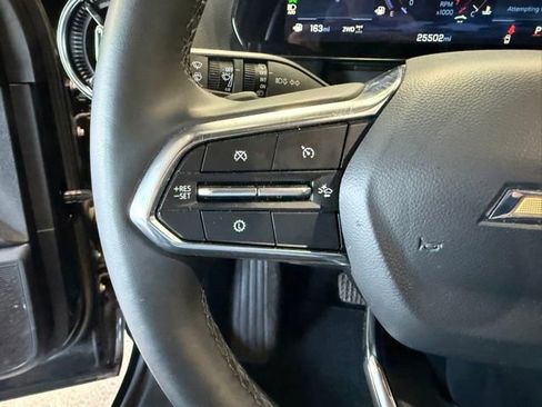 Used 2025 Chevrolet Equinox LT image 25