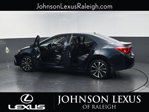 Used 2019 Toyota Corolla SE w/ SE Premium Package FWD image 39
