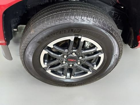 Used 2024 Toyota Tacoma TRD Sport w/ TRD Sport Upgrade Package AWD/4WD image 31