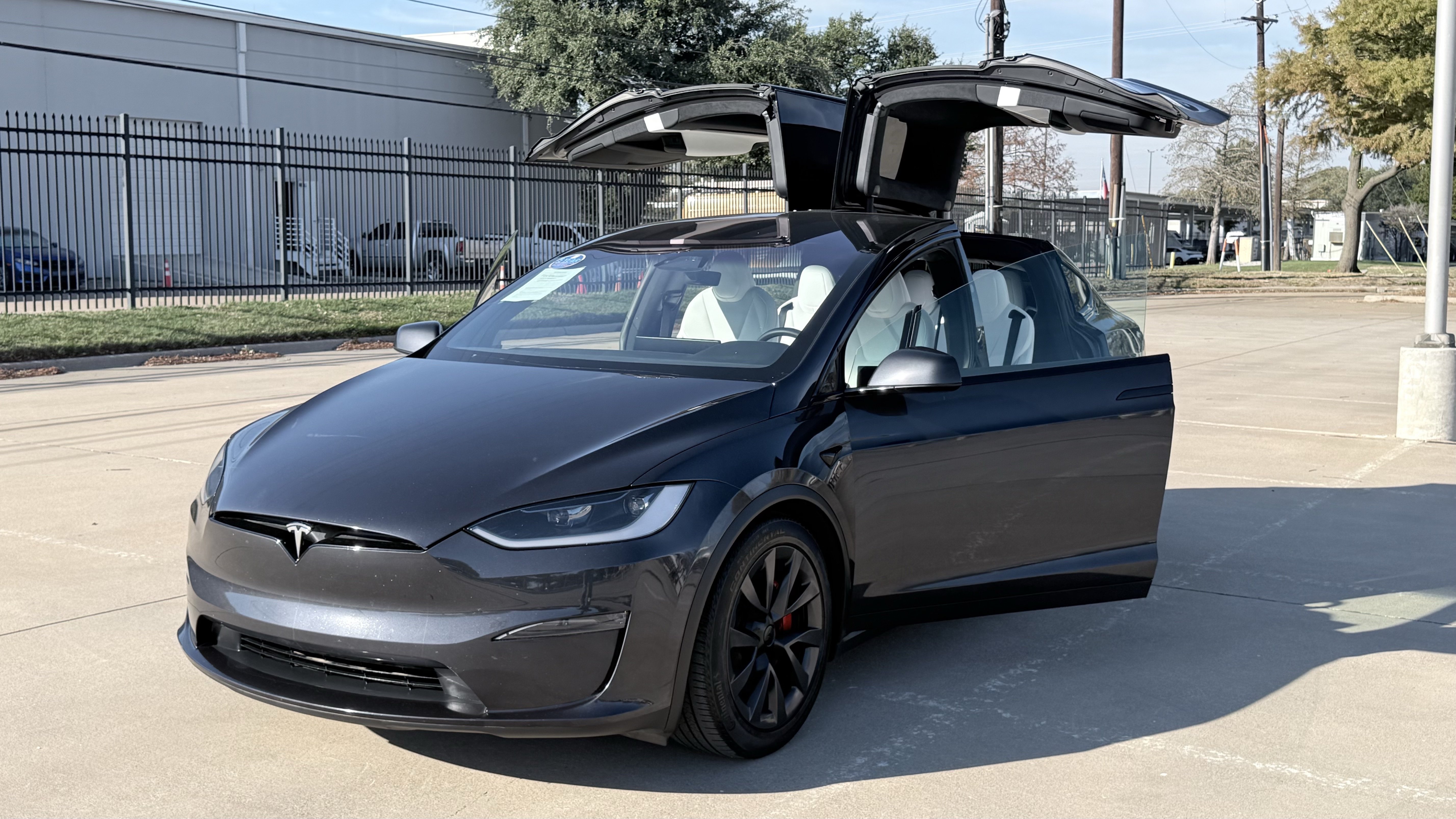 Used 2024 Tesla Model X Plaid AWD/4WD image 23