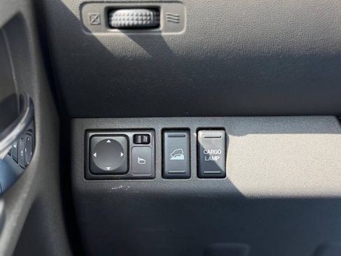 Used 2014 Nissan Frontier PRO-4X w/ Pro-4x Luxury Package AWD/4WD image 25