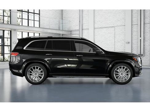 New 2026 Mercedes-Benz GLS 580 4MATIC image 2