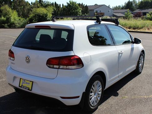 Used 2012 Volkswagen Golf 2-Door FWD image 4