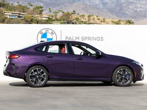Used 2026 BMW 228i w/ Technology Package FWD image 5