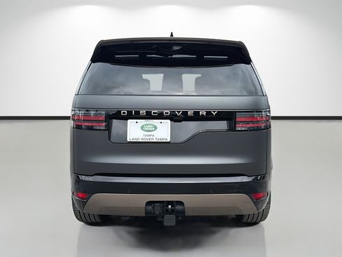 New 2026 Land Rover Discovery Limited Edition AWD/4WD image 4