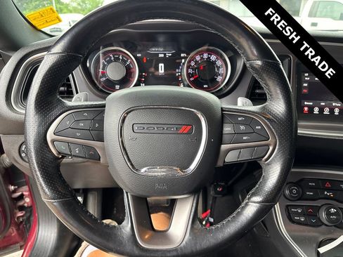 Used 2019 Dodge Challenger R/T w/ Driver Convenience Group RWD image 10