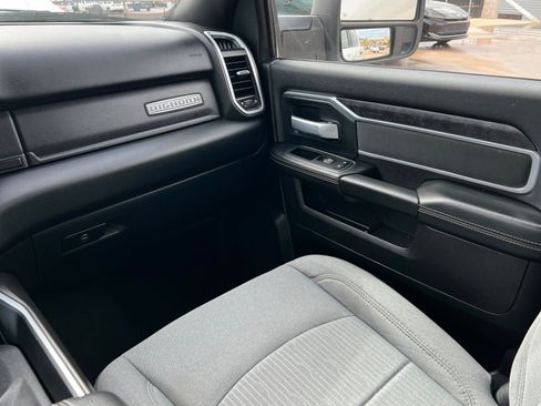 Used 2024 RAM 2500 Big Horn w/ Off Road Package AWD/4WD image 10
