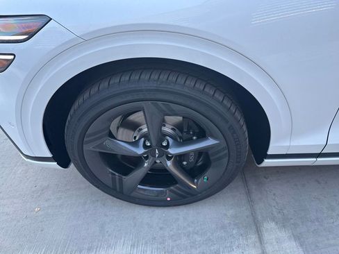 New 2026 Genesis GV70 3.5T Sport Prestige AWD/4WD image 9