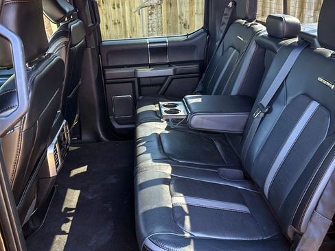 Used 2018 Ford F150 Platinum w/ FX4 Off-Road Package image 31