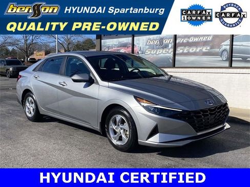 Certified 2023 Hyundai Elantra SE image 1