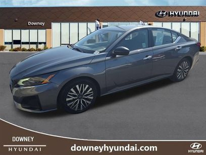 Used 2024 Nissan Altima 2.5 SV