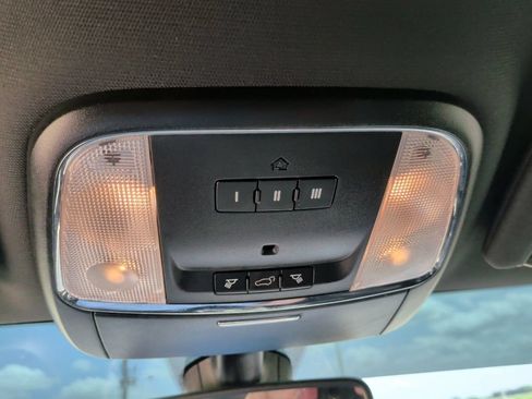 Used 2017 Jeep Grand Cherokee Limited AWD/4WD image 21