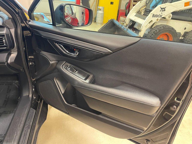 Used 2023 Subaru Outback Premium AWD/4WD image 9