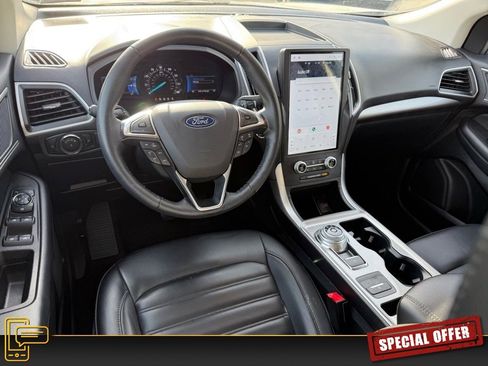 Used 2024 Ford Edge SEL image 12