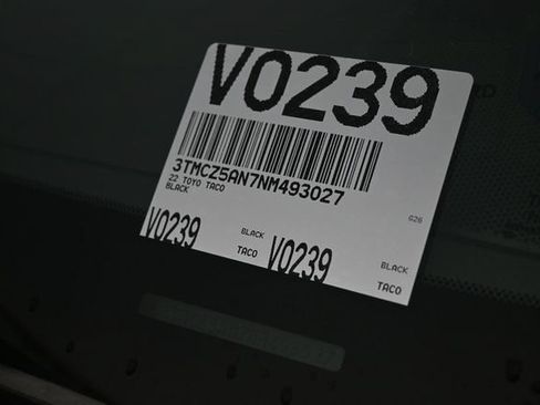 Used 2022 Toyota Tacoma SR5 w/ Technology Package AWD/4WD image 44