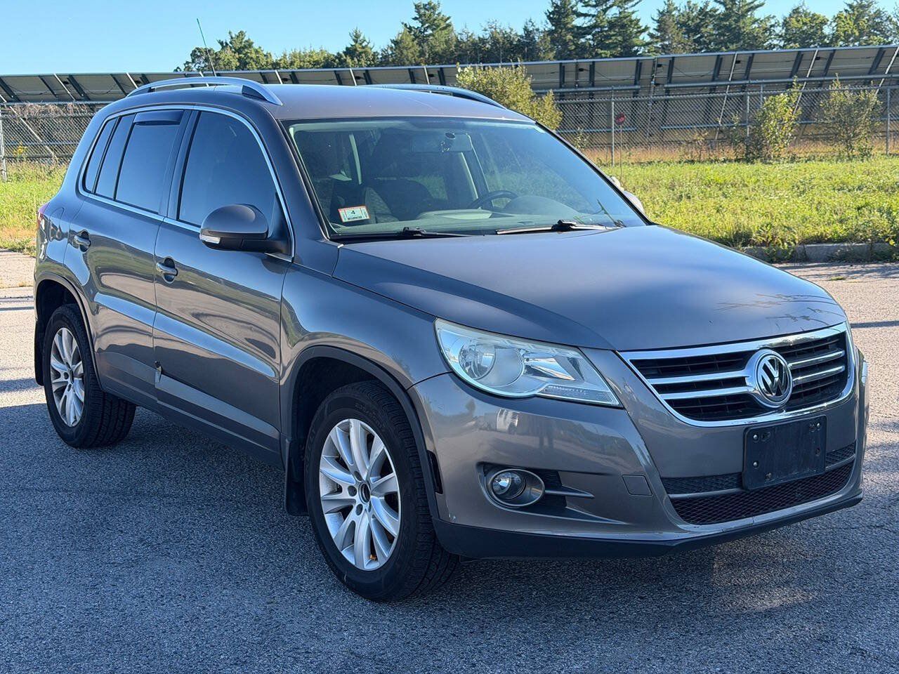 Used 2009 Volkswagen Tiguan SE AWD/4WD image 7