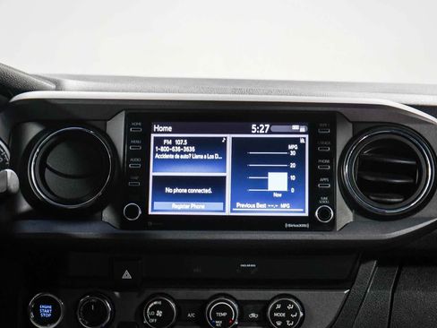 Certified 2020 Toyota Tacoma TRD Off-Road w/ Technology Package AWD/4WD image 15
