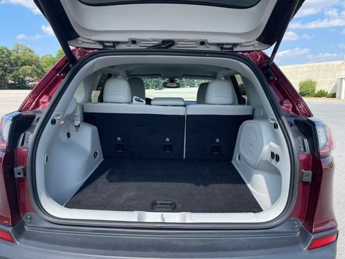Used 2020 Jeep Cherokee Limited AWD/4WD image 19