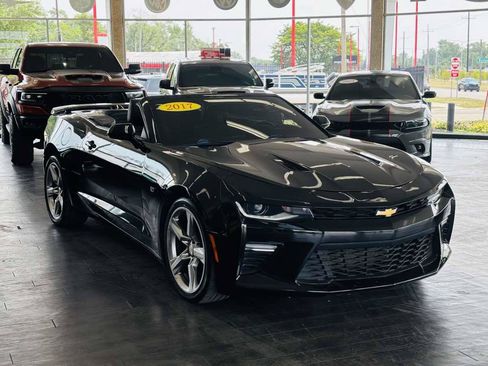 Used 2017 Chevrolet Camaro SS RWD image 1
