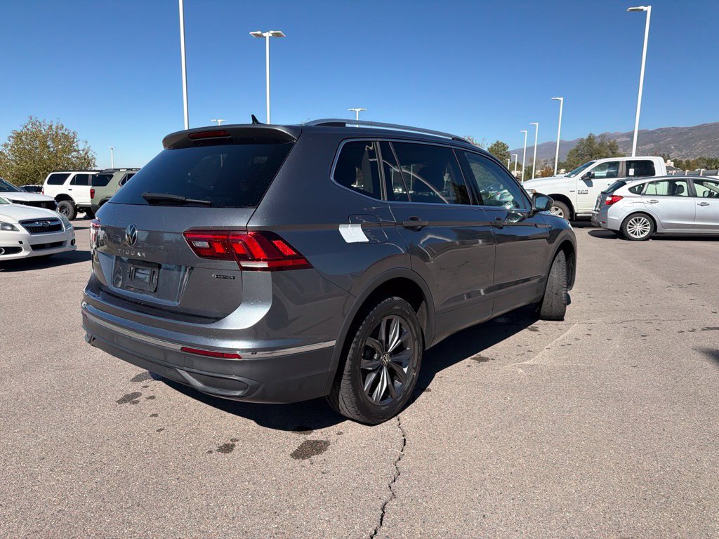 Used 2022 Volkswagen Tiguan SE AWD/4WD image 5