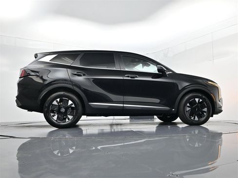 New 2026 Kia Sportage LX image 38