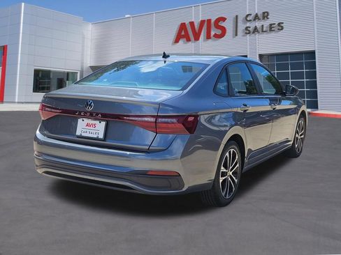 Used 2025 Volkswagen Jetta Sport FWD image 6