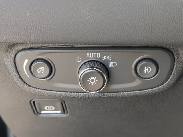 Used 2023 GMC Terrain SLT w/ LPO, Floor Liner Package FWD image 26