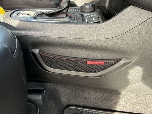 Used 2020 Jeep Cherokee Trailhawk image 35