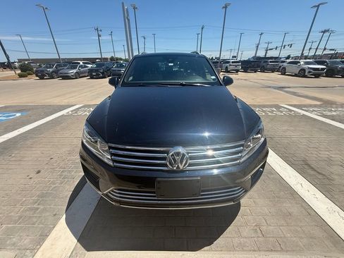 Used 2017 Volkswagen Touareg Wolfsburg Edition AWD/4WD image 3