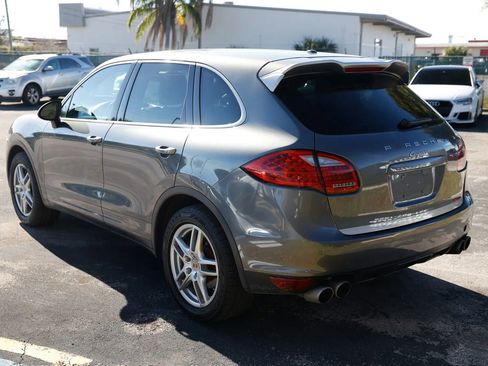 Used 2014 Porsche Cayenne image 3