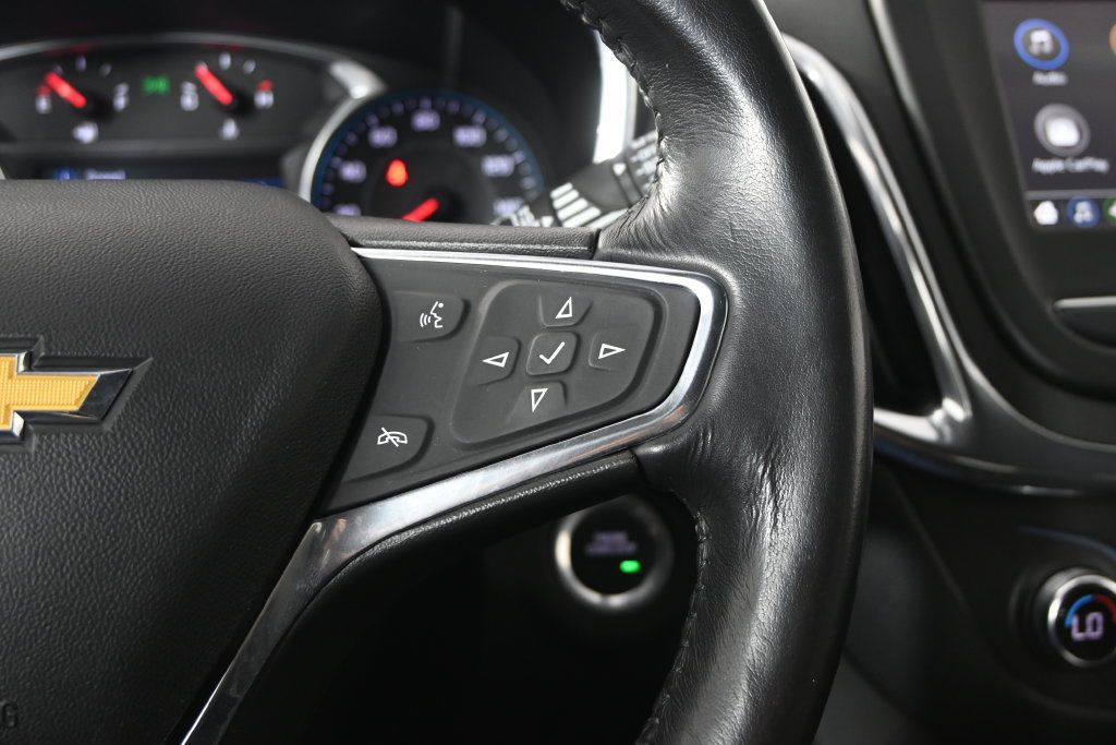 Used 2019 Chevrolet Equinox LT FWD image 35