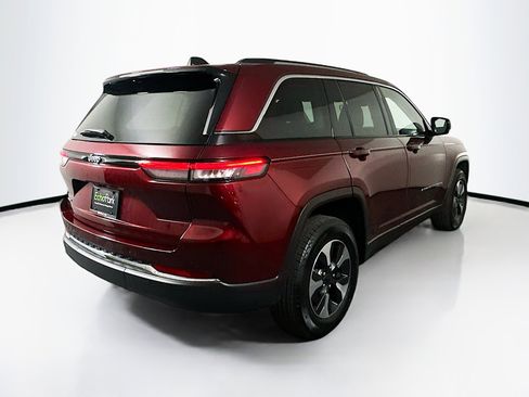 Used 2023 Jeep Grand Cherokee 4WD 4xe image 9