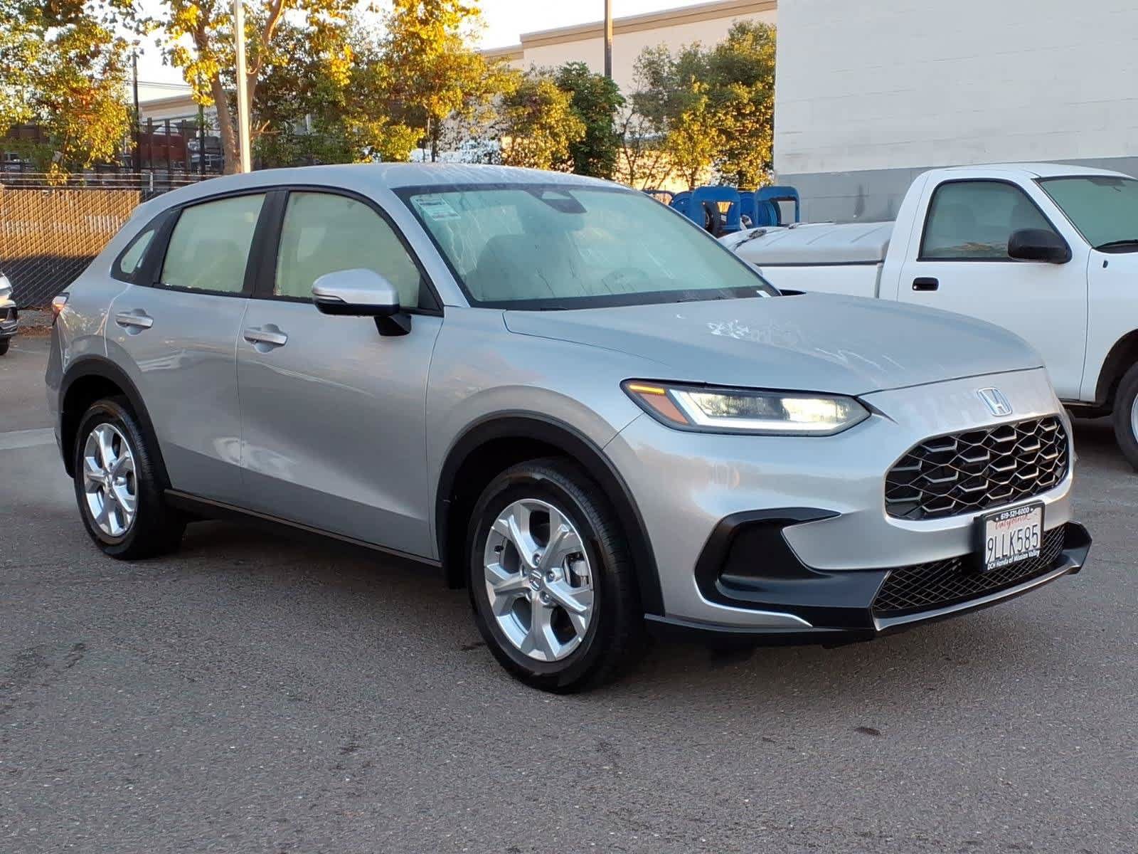 Used 2024 Honda HR-V LX image 3