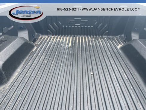 Used 2024 Chevrolet Silverado 1500 LT image 9