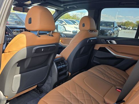 New 2026 BMW X5 xDrive40i w/ Premium Package image 8