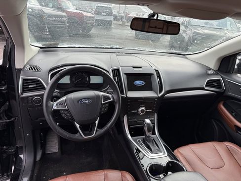 Used 2018 Ford Edge Titanium w/ Equipment Group 301A image 14