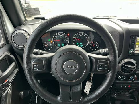Used 2015 Jeep Wrangler Sport AWD/4WD image 41