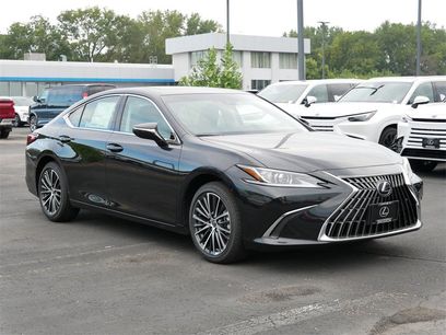 New 2025 Lexus ES 350 w/ Premium Package