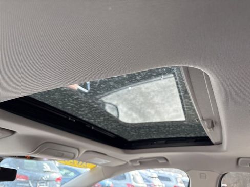 Used 2020 Buick Enclave Avenir w/ Avenir Technology Package image 12