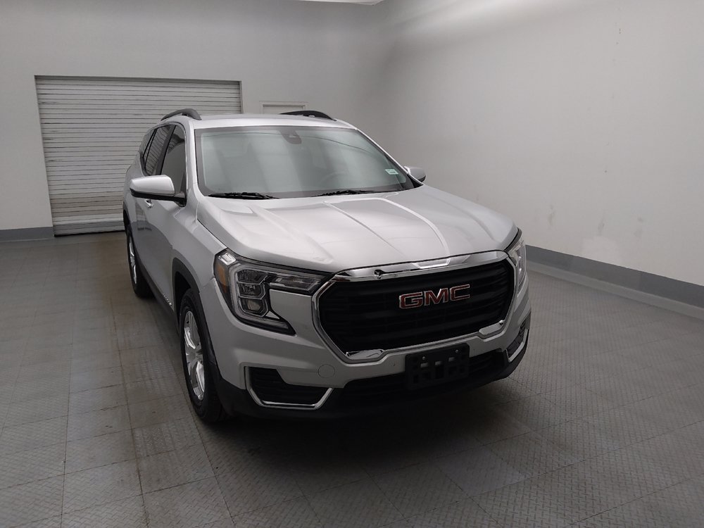 Used 2022 GMC Terrain SLE w/ Driver Convenience Package FWD image 14