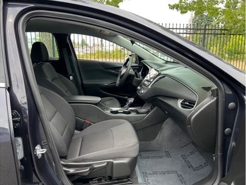 Used 2022 Chevrolet Malibu LS w/ Driver Confidence Package II image 19