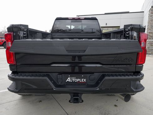 Used 2026 Chevrolet Silverado 3500 High Country w/ High Country Premium Package image 4