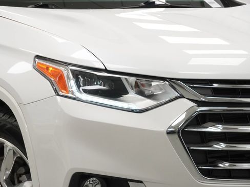 Used 2019 Chevrolet Traverse High Country w/ LPO, Floor Liner Package AWD/4WD image 35