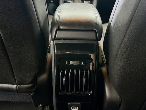 Used 2024 Jeep Compass Latitude AWD/4WD image 23