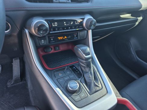 Used 2020 Toyota RAV4 TRD Off-Road w/ TRD Off-Road Weather Package AWD/4WD image 12